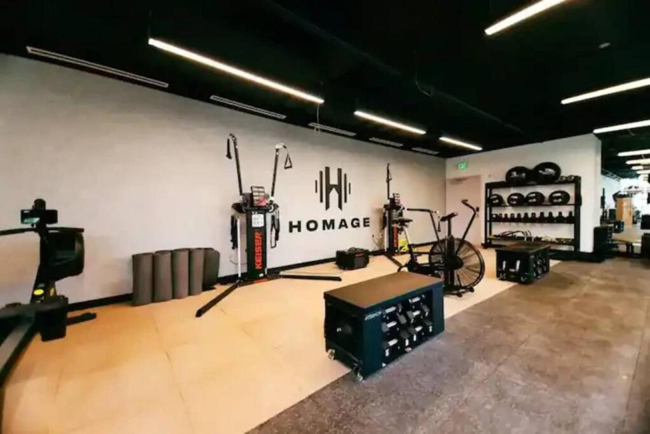 マイアミ Modern And Newly Built Studio With Pool, Gym, And Restaurant Accessヴィラ エクステリア 写真